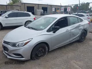 ✅ 2018 Chevrolet Cruze LS • VIN: 1G1BC5SM7J7179538 • Lot: 43259565. Listed on IAAI with 196,505 mi. Free auction sales archive from the USA and detailed vehicle history report at DreamBid. Image 2.