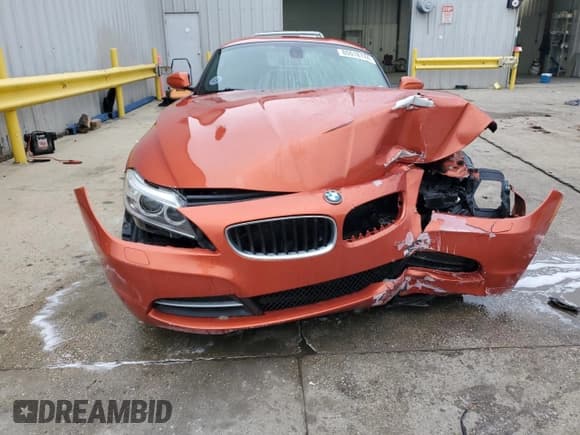 ✅ 2016 BMW Z4 sDrive28i • VIN: WBALL5C56GJ997841 • Lot: 80018144. Listed on Copart with Not provided. Free auction sales archive from the USA and detailed vehicle history report at DreamBid. Image 5.