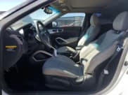 ✅ 2013 Hyundai Veloster w/Gray Int • VIN: KMHTC6ADXDU094486 • Lot: 78272784. Wystawiony na Copart z przebiegiem 90 363 mil. Bezpłatny archiwum sprzedaży aukcyjnych z USA i szczegółowy raport historii pojazdu na DreamBid. Zdjęcie 7.