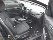 ✅ 2016 Ford Edge SEL • VIN: 2FMPK4J97GBB82233 • Lot: 43566008. Wystawiony na IAAI z przebiegiem 110 789 mil. Bezpłatny archiwum sprzedaży aukcyjnych z USA i szczegółowy raport historii pojazdu na DreamBid. Zdjęcie 5.