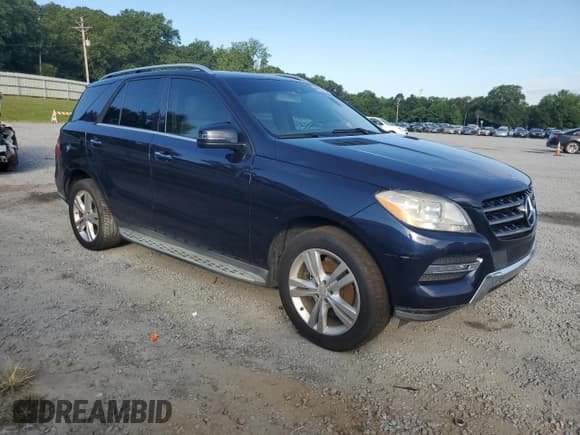 ✅ 2015 Mercedes-Benz M 250 • VIN: 4JGDA0EB7FA491237 • Lot: 66502175. Wystawiony na Copart z przebiegiem 184 730 mil. Bezpłatny archiwum sprzedaży aukcyjnych z USA i szczegółowy raport historii pojazdu na DreamBid. Zdjęcie 4.