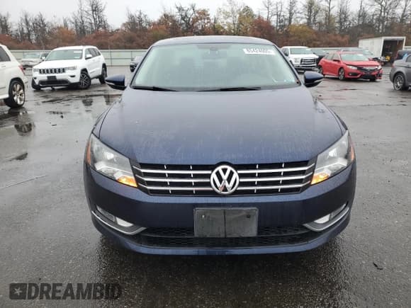 ✅ 2012 Volkswagen Passat SEL • VIN: 1VWCP7A31CC028030 • Lot: 85424005. Listed on Copart with 68,286 mi. Free auction sales archive from the USA and detailed vehicle history report at DreamBid. Image 5.