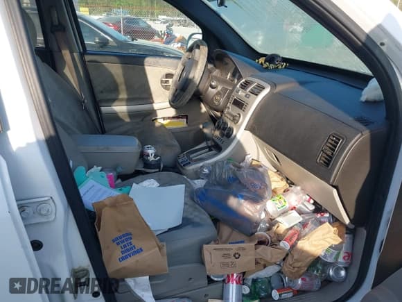 ✅ 2006 Chevrolet Equinox LT • VIN: 2CNDL63F966003146 • Лот: 41922332. Опубликован ранее на IAAI с пробегом 245 407 миль. Бесплатный доступ к архиву аукционных продаж из США и подробный отчёт об истории автомобиля на DreamBid. Изображение 5.