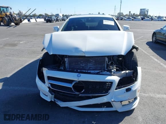 ✅ 2013 Mercedes-Benz CLS 550 • VIN: WDDLJ7DB3DA060584 • Лот: 41697292. Опубликован ранее на IAAI с пробегом 42 778 миль. Бесплатный доступ к архиву аукционных продаж из США и подробный отчёт об истории автомобиля на DreamBid. Изображение 13.