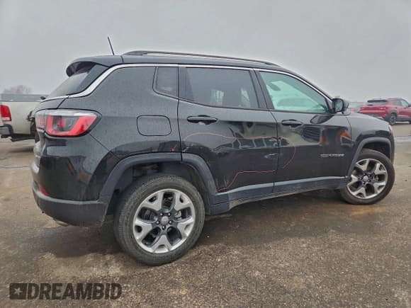 ✅ 2018 Jeep Compass Limited • VIN: 3C4NJDCB2JT479808 • Лот: 94268915. Опубликован ранее на Copart с пробегом 125 036 миль. Бесплатный доступ к архиву аукционных продаж из США и подробный отчёт об истории автомобиля на DreamBid. Изображение 3.