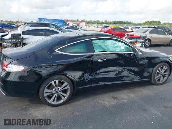 ✅ 2018 Mercedes-Benz C 300 • VIN: WDDWJ4KB1JF678659 • Lot: 42447456. Listed on IAAI with 121,936 mi. Free auction sales archive from the USA and detailed vehicle history report at DreamBid. Image 6.