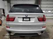 ✅ 2013 BMW X5 xDrive35i • VIN: 5UXZV4C50D0B04051 • Lot: 90314995. Wystawiony na Copart z przebiegiem 64 530 mil. Bezpłatny archiwum sprzedaży aukcyjnych z USA i szczegółowy raport historii pojazdu na DreamBid. Zdjęcie 6.