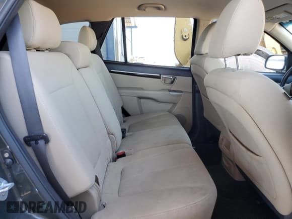 ✅ 2010 Hyundai Santa Fe GLS • VIN: 5NMSG3AB9AH393780 • Lot: 75723454. Listed on Copart with 165,459 mi. Free auction sales archive from the USA and detailed vehicle history report at DreamBid. Image 10.