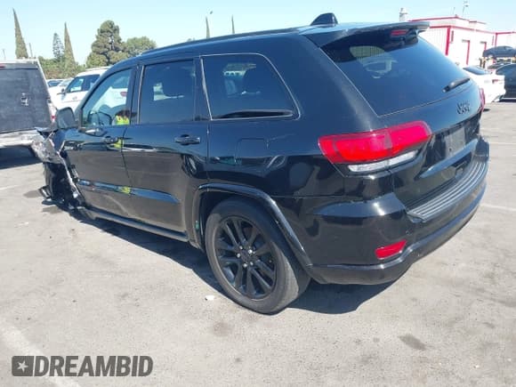 ✅ 2020 Jeep Grand Cherokee Altitude • VIN: 1C4RJEAG9LC279125 • Lot: 43042747. Listed on IAAI with 99,538 mi. Free auction sales archive from the USA and detailed vehicle history report at DreamBid. Image 3.