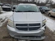 ✅ 2009 Dodge Caliber SXT • VIN: 1B3HB48A49D157720 • Лот: 86826154. Опубликован ранее на Copart с пробегом Не указан. Бесплатный доступ к архиву аукционных продаж из США и подробный отчёт об истории автомобиля на DreamBid. Изображение 5.