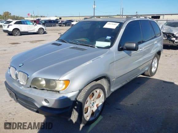 ✅ 2002 BMW X5 4.4i • VIN: 5UXFB33592LH33387 • Лот: 43675201. Опубликован ранее на IAAI с пробегом 140 840 миль. Бесплатный доступ к архиву аукционных продаж из США и подробный отчёт об истории автомобиля на DreamBid. Изображение 2.