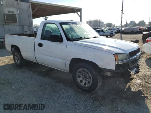 ✅ 2005 Chevrolet Silverado 1500 Work Truck • VIN: 1GCEC14X65Z245270 • Лот: 74786134. Опубликован ранее на Copart с пробегом 242 861 миль. Бесплатный доступ к архиву аукционных продаж из США и подробный отчёт об истории автомобиля на DreamBid. Изображение 4.