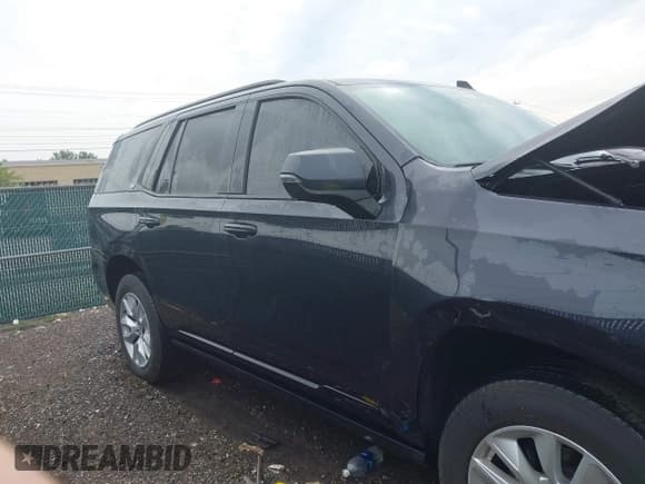 ✅ 2023 Cadillac Escalade 4WD Sport • VIN: 1GYS4FKL8PR153863 • Лот: 42653740. Опубликован ранее на IAAI с пробегом Не указан. Бесплатный доступ к архиву аукционных продаж из США и подробный отчёт об истории автомобиля на DreamBid. Изображение 13.