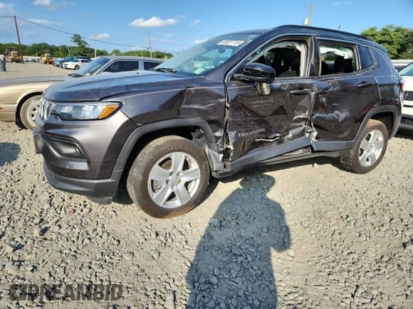 2022 Jeep Compass Latitude с VIN 3C4NJDBB9NT154533, выставлен на аукционе Copart как лот 65537715 с пробегом 23 613 миль миль и Списание • Salvage title. История ставок и продаж доступна на DreamBid. Изображение 1.