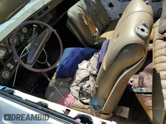 ✅ 1970 Oldsmobile Cutlass • VIN: 342670E107024 • Lot: 66102055. Wystawiony na Copart z przebiegiem 41 201 mil. Bezpłatny archiwum sprzedaży aukcyjnych z USA i szczegółowy raport historii pojazdu na DreamBid. Zdjęcie 7.