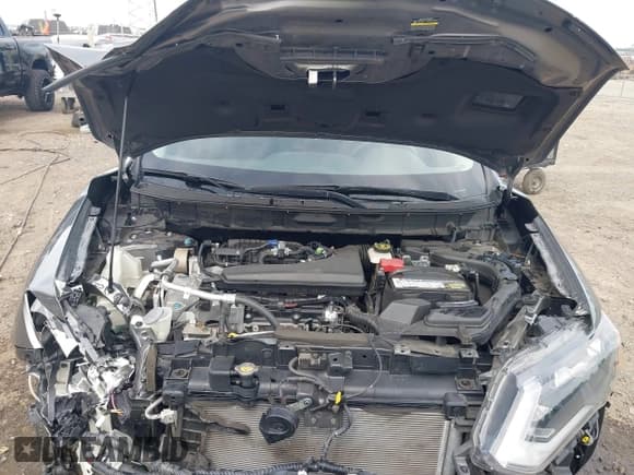 ✅ 2018 Nissan Rogue SV • VIN: KNMAT2MTXJP518184 • Lot: 43333163. Wystawiony na IAAI z przebiegiem 34 827 mil. Bezpłatny archiwum sprzedaży aukcyjnych z USA i szczegółowy raport historii pojazdu na DreamBid. Zdjęcie 10.