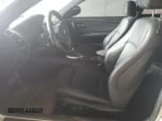 ✅ 2011 BMW 1 Series 135i • VIN: WBAUC9C58BVM09922 • Lot: 67760635. Wystawiony na Copart z przebiegiem Nie podano. Bezpłatny archiwum sprzedaży aukcyjnych z USA i szczegółowy raport historii pojazdu na DreamBid. Zdjęcie 7.