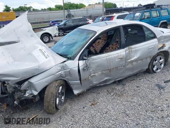 ✅ 2000 Cadillac Catera • VIN: W06VR54R0YR087456 • Lot: 42155135. Listed on IAAI with Not provided. Free auction sales archive from the USA and detailed vehicle history report at DreamBid. Image 6.