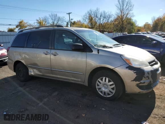 2005 Toyota Sienna LE z VIN 5TDZA23C55S353585, wystawiony jako Copart lot #89558335 z przebiegiem 89 759 mil mil oraz Szkoda całkowita • Salvage title. Historia ofert i sprzedaży dostępna na DreamBid. Obrazek 4.