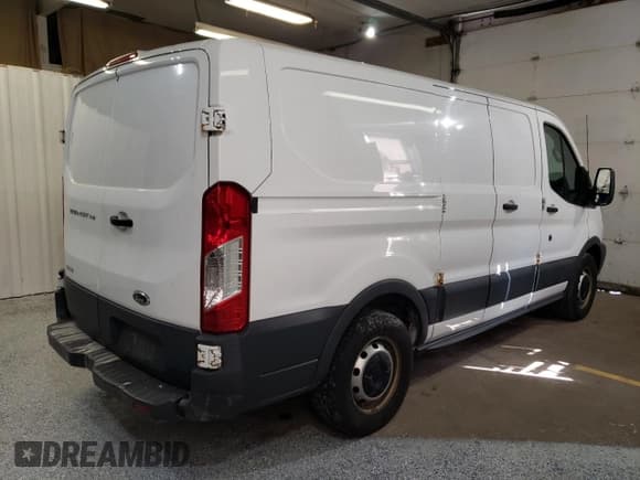 ✅ 2015 Ford Transit • VIN: 1FTNE1ZG4FKA93843 • Лот: 54574005. Опубликован ранее на Copart с пробегом 59 352 миль. Бесплатный доступ к архиву аукционных продаж из США и подробный отчёт об истории автомобиля на DreamBid. Изображение 3.