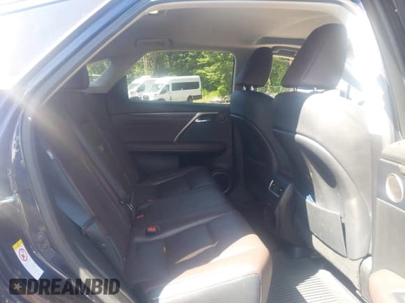 ✅ 2016 Lexus RX 350 • VIN: 2T2BZMCA6GC030352 • Lot: 42942233. Wystawiony na IAAI z przebiegiem 87 871 mil. Bezpłatny archiwum sprzedaży aukcyjnych z USA i szczegółowy raport historii pojazdu na DreamBid. Zdjęcie 8.