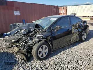 2016 Chevrolet Cruze LS z VIN 1G1BC5SM8G7273579, wystawiony jako Copart lot #84599845 z przebiegiem Nie podano mil oraz Szkoda całkowita • Salvage title. Historia ofert i sprzedaży dostępna na DreamBid. Obrazek 1.