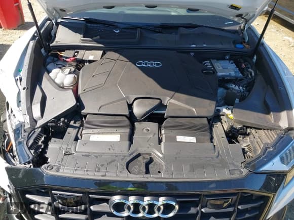 ✅ 2019 Audi Q8 Prestige • VIN: WA1FVAF12KD038238 • Lot: 41740092. Listed on IAAI with 55,699 mi. Free auction sales archive from the USA and detailed vehicle history report at DreamBid. Image 10.