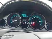 ✅ 2016 Buick Enclave Convenience • VIN: 5GAKRAKD0GJ183443 • Лот: 42106343. Опубликован ранее на IAAI с пробегом 105 867 миль. Бесплатный доступ к архиву аукционных продаж из США и подробный отчёт об истории автомобиля на DreamBid. Изображение 7.