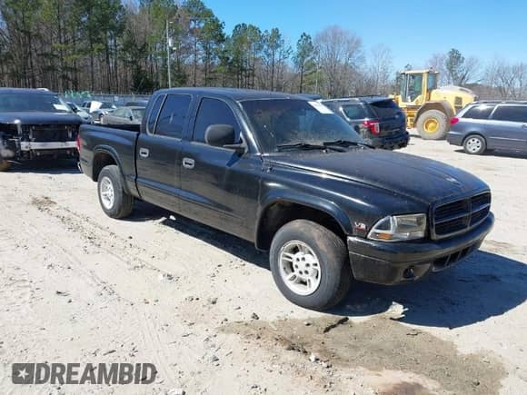 ✅ 2000 Dodge Dakota Sport • VIN: 1B7GL2AN8YS781670 • Лот: 41696808. Размещён на IAAI с пробегом 166 837 миль миль. Получите бесплатный доступ к архиву аукционных продаж из США и посмотрите подробный отчёт об истории автомобиля на DreamBid. Изображение 1.