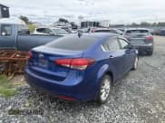 ✅ 2017 Kia Forte EX • VIN: 3KPFL4A83HE123128 • Lot: 69111595. Wystawiony na Copart z przebiegiem 146 381 mil. Bezpłatny archiwum sprzedaży aukcyjnych z USA i szczegółowy raport historii pojazdu na DreamBid. Zdjęcie 3.