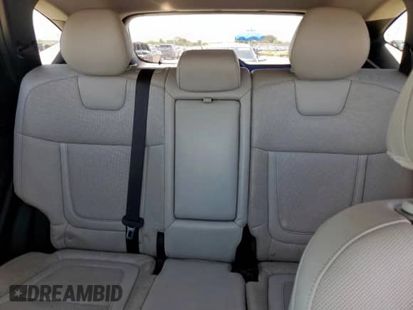 2022 Hyundai Tucson SEL с VIN 5NMJC3AE2NH050087, выставлен на аукционе Copart как лот 68865355 с пробегом 90 778 миль миль и Списание • Salvage title. История ставок и продаж доступна на DreamBid. Изображение 10.