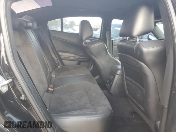 ✅ 2019 Dodge Charger GT • VIN: 2C3CDXHG8KH519814 • Лот: 85093585. Опубликован ранее на Copart с пробегом 88 709 миль. Бесплатный доступ к архиву аукционных продаж из США и подробный отчёт об истории автомобиля на DreamBid. Изображение 10.