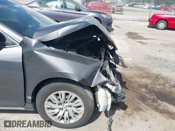 ✅ 2012 Toyota Camry LE • VIN: 4T4BF1FK6CR219775 • Lot: 43449940. Wystawiony na IAAI z przebiegiem Nie podano. Bezpłatny archiwum sprzedaży aukcyjnych z USA i szczegółowy raport historii pojazdu na DreamBid. Zdjęcie 14.