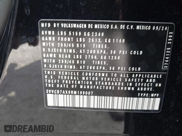 ✅ 2024 Volkswagen Tiguan SE R-Line Black • VIN: 3VVCB7AX9RM199007 • Lot: 42670002. Listed on IAAI with 11,298 mi. Free auction sales archive from the USA and detailed vehicle history report at DreamBid. Image 9.