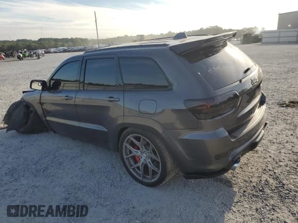 ✅ 2018 Jeep Grand Cherokee SRT • VIN: 1C4RJFDJXJC225942 • Lot: 82071025. Wystawiony na Copart z przebiegiem 70 880 mil. Bezpłatny archiwum sprzedaży aukcyjnych z USA i szczegółowy raport historii pojazdu na DreamBid. Zdjęcie 2.