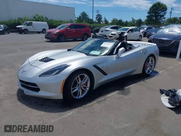 2014 Chevrolet Corvette Z51 3LT z VIN 1G1YM3D7XE5120603, wystawiony jako IAAI lot #42313984 z przebiegiem 64 199 mil mil oraz . Historia ofert i sprzedaży dostępna na DreamBid. Obrazek 17.