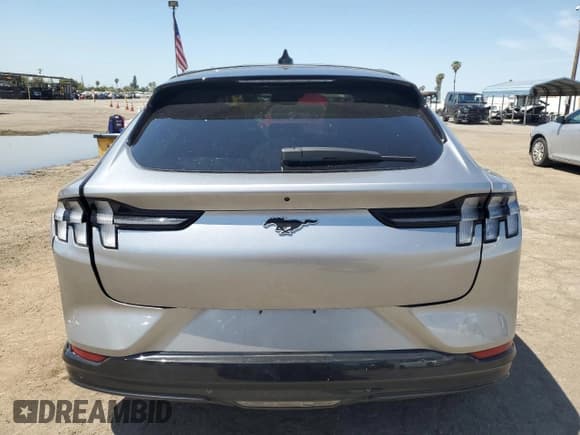 ✅ 2021 Ford Mustang Mach-E Premium • VIN: 3FMTK3R71MMA04498 • Lot: 51796155. Listed on Copart with 7,800 mi. Free auction sales archive from the USA and detailed vehicle history report at DreamBid. Image 6.