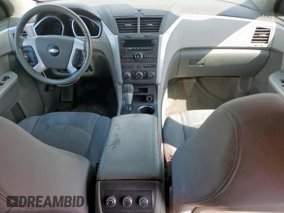 ✅ 2010 Chevrolet Traverse 1LT • VIN: 1GNLRFED9AS114464 • Lot: 85860615. Wystawiony na Copart z przebiegiem 215 104 mil. Bezpłatny archiwum sprzedaży aukcyjnych z USA i szczegółowy raport historii pojazdu na DreamBid. Zdjęcie 8.