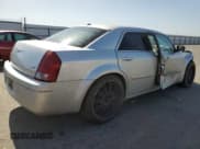 ✅ 2007 Chrysler 300 Limited • VIN: 2C3KA53G97H632761 • Lot: 53720663. Wystawiony na Copart z przebiegiem 105 571 mil. Bezpłatny archiwum sprzedaży aukcyjnych z USA i szczegółowy raport historii pojazdu na DreamBid. Zdjęcie 3.