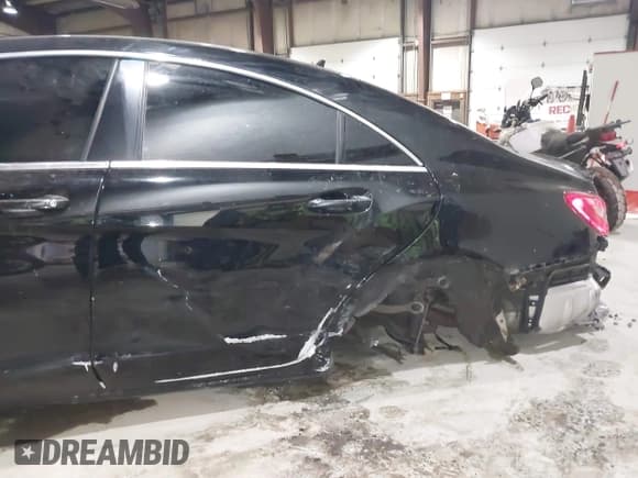 ✅ 2016 Mercedes-Benz CLS AMG CLS 63 S-Model • VIN: WDDLJ7GB5GA171198 • Лот: 41350797. Опубликован ранее на IAAI с пробегом 87 002 миль. Бесплатный доступ к архиву аукционных продаж из США и подробный отчёт об истории автомобиля на DreamBid. Изображение 18.