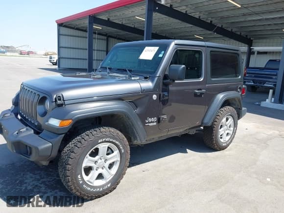 ✅ 2020 Jeep Wrangler Sport S • VIN: 1C4GJXAN6LW303638 • Lot: 42332473. Listed on IAAI with 42,854 mi. Free auction sales archive from the USA and detailed vehicle history report at DreamBid. Image 18.