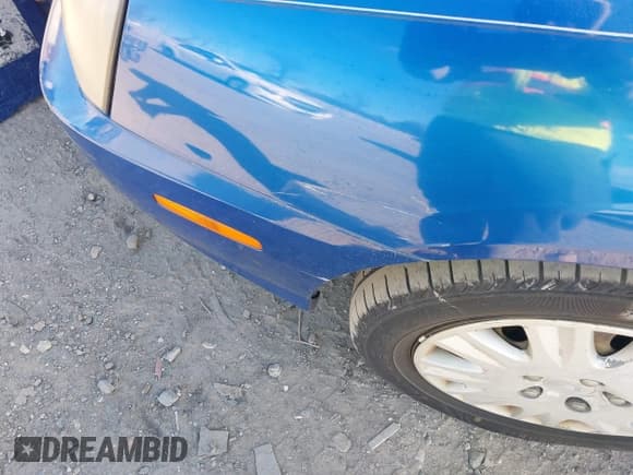 ✅ 2005 Hyundai Elantra GLS • VIN: KMHDN46D55U165039 • Lot: 41681486. Wystawiony na IAAI z przebiegiem 186 326 mil. Bezpłatny archiwum sprzedaży aukcyjnych z USA i szczegółowy raport historii pojazdu na DreamBid. Zdjęcie 6.