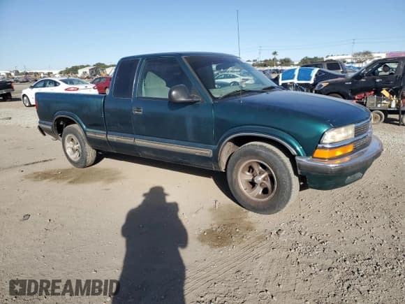 ✅ 1998 Chevrolet S-10 LS • VIN: 1GCCS1949W8144563 • Лот: 89295485. Опубликован ранее на Copart с пробегом Не указан. Бесплатный доступ к архиву аукционных продаж из США и подробный отчёт об истории автомобиля на DreamBid. Изображение 4.