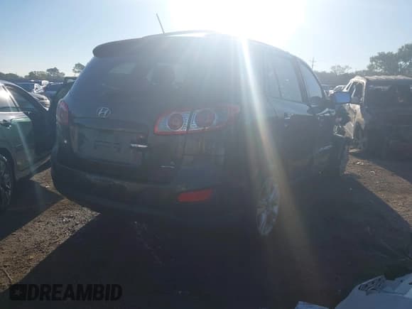 ✅ 2011 Hyundai Santa Fe Limited • VIN: 5XYZK4AG6BG074699 • Лот: 43347380. Опубликован ранее на IAAI с пробегом 184 701 миль. Бесплатный доступ к архиву аукционных продаж из США и подробный отчёт об истории автомобиля на DreamBid. Изображение 4.