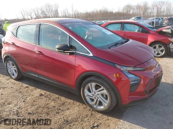 ✅ 2023 Chevrolet Bolt EV 1LT • VIN: 1G1FW6S05P4134670 • Lot: 41755073. Wystawiony na IAAI z przebiegiem 45 833 mil. Bezpłatny archiwum sprzedaży aukcyjnych z USA i szczegółowy raport historii pojazdu na DreamBid. Zdjęcie 1.