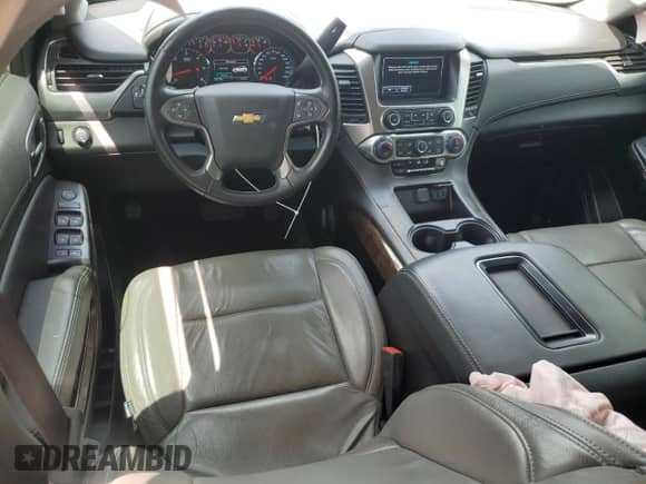 2020 Chevrolet Suburban LS z VIN 1GNSCGKC6LR183119, wystawiony jako Copart lot #54466925 z przebiegiem 87 978 mil mil oraz Szkoda całkowita • Salvage title. Historia ofert i sprzedaży dostępna na DreamBid. Obrazek 8.