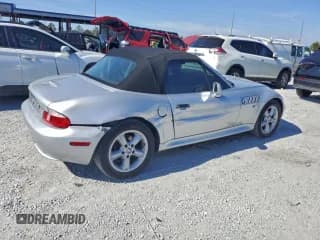 ✅ 2001 BMW Z3 2.5 • VIN: WBACN334X1LM00935 • Лот: 92757995. Опубликован ранее на Copart с пробегом 115 169 миль. Бесплатный доступ к архиву аукционных продаж из США и подробный отчёт об истории автомобиля на DreamBid. Изображение 3.