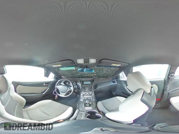 ✅ 2015 Hyundai Genesis Coupe 3.8L Base • VIN: KMHHT6KJ5FU130128 • Lot: 54732785. Wystawiony na Copart z przebiegiem 67 963 mil. Bezpłatny archiwum sprzedaży aukcyjnych z USA i szczegółowy raport historii pojazdu na DreamBid. Zdjęcie 15.