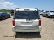 ✅ 2008 Jeep Commander Limited • VIN: 1J8HG58278C190691 • Lot: 62923135. Wystawiony na Copart z przebiegiem 200 262 mil. Bezpłatny archiwum sprzedaży aukcyjnych z USA i szczegółowy raport historii pojazdu na DreamBid. Zdjęcie 6.