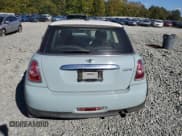 ✅ 2013 MINI Hardtop • VIN: WMWSU3C5XDT689844 • Lot: 85484215. Wystawiony na Copart z przebiegiem 72 968 mil. Bezpłatny archiwum sprzedaży aukcyjnych z USA i szczegółowy raport historii pojazdu na DreamBid. Zdjęcie 6.